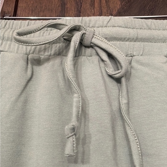 JOHNNY WAS Calme Terry Commuter Short Skort - Picture 3 of 6